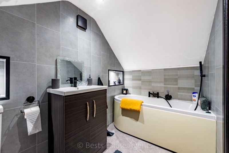 Sandy Lane Preston Brook